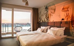 Хотел Корал Созопол